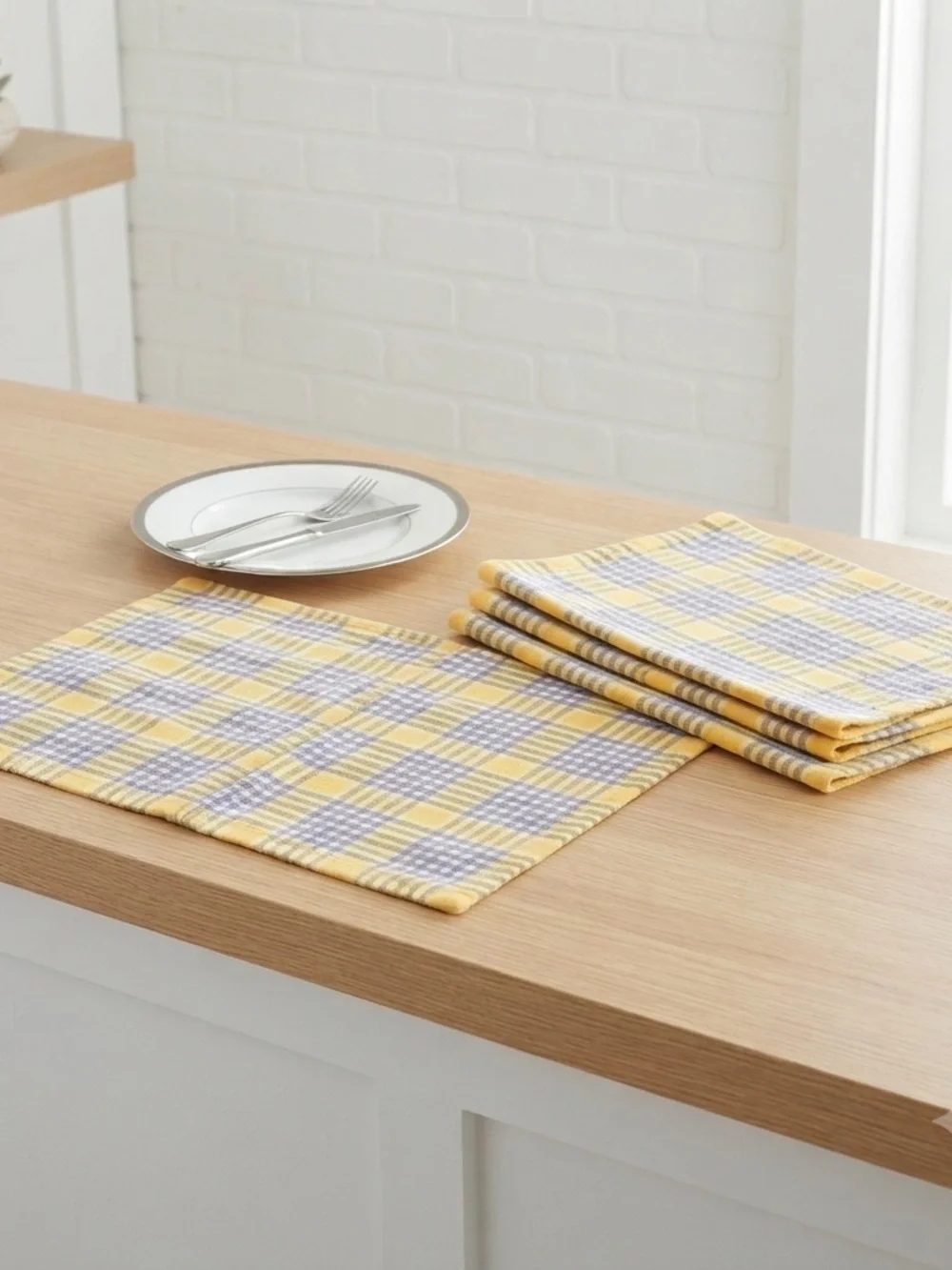 Vintage Set of 4 Woven Cotton Plaid Placemats